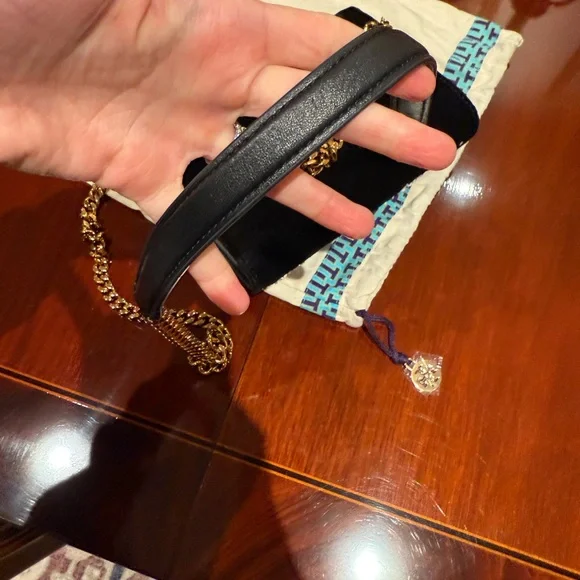 Stunning new Tory Burch beaded velvet Willa bag adjustablee strap - Picture 5 of 13